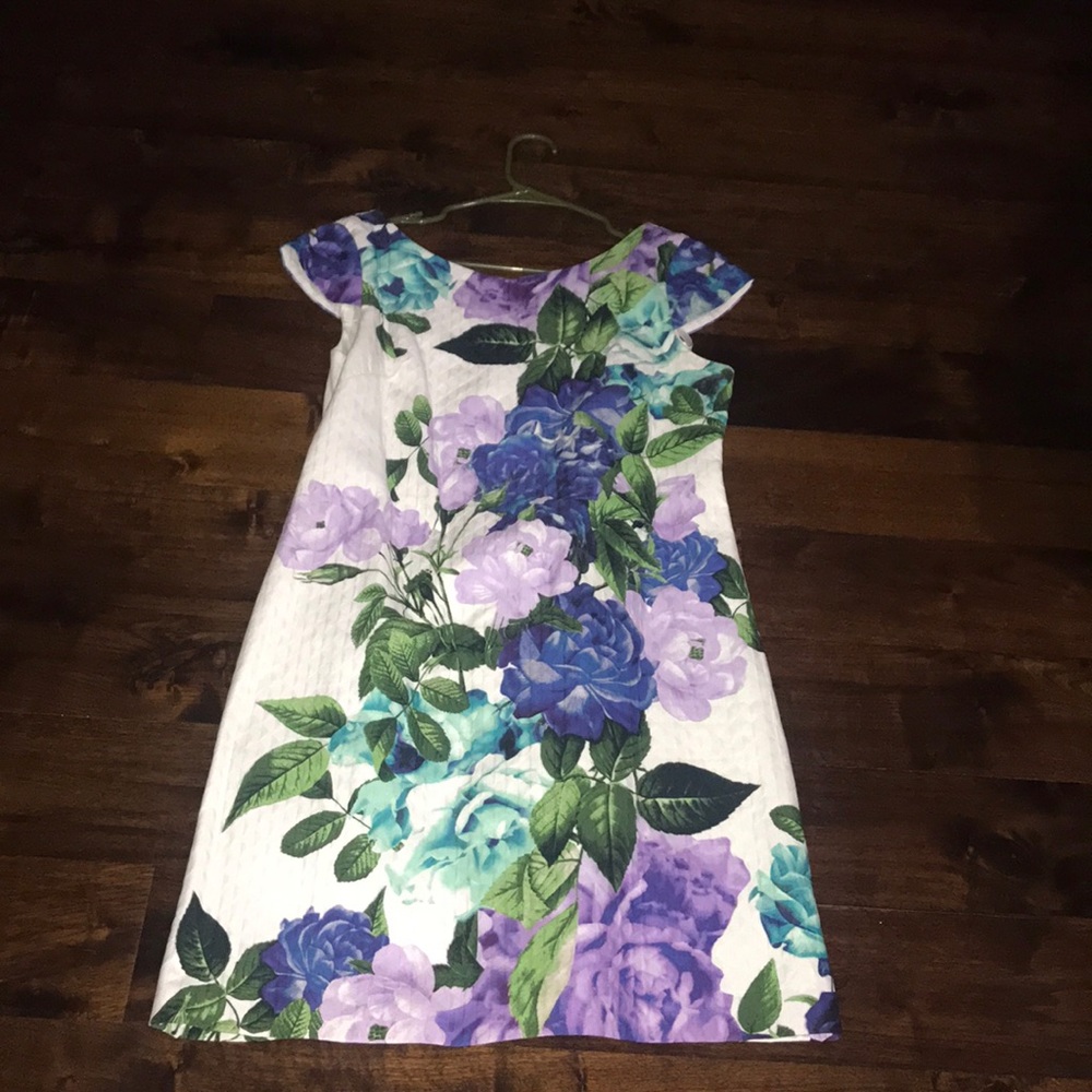 Cap sleeve dress